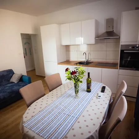 Apartmán Bare I Danica Grebaštica