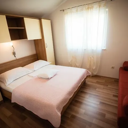 Bare I Danica 아파트 Grebaštica