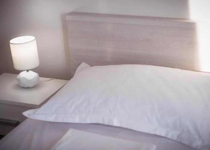 Apartman Bare I Danica Grebastica