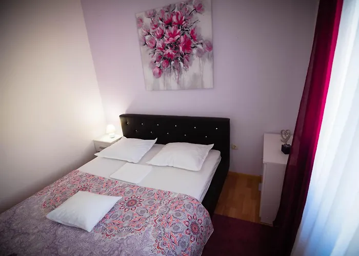 Bare I Danica Apartman