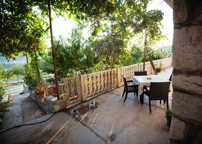 Bare I Danica Apartman *